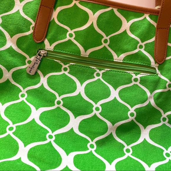 🆕 NWOT Lucy Buffett’s Lulu’s Printed Tote Bag - Picture 4 of 9